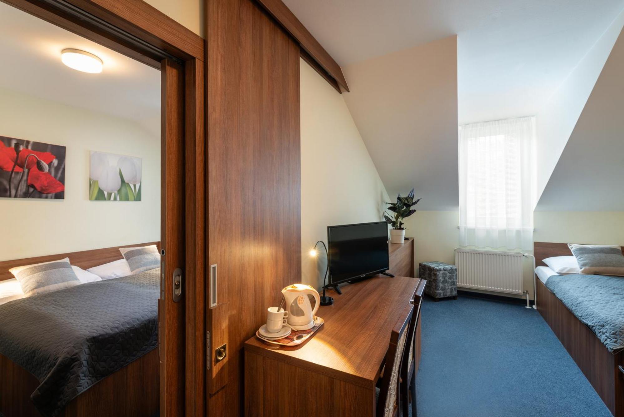 Horsky Hotel Remata Raztocno ภายนอก รูปภาพ
