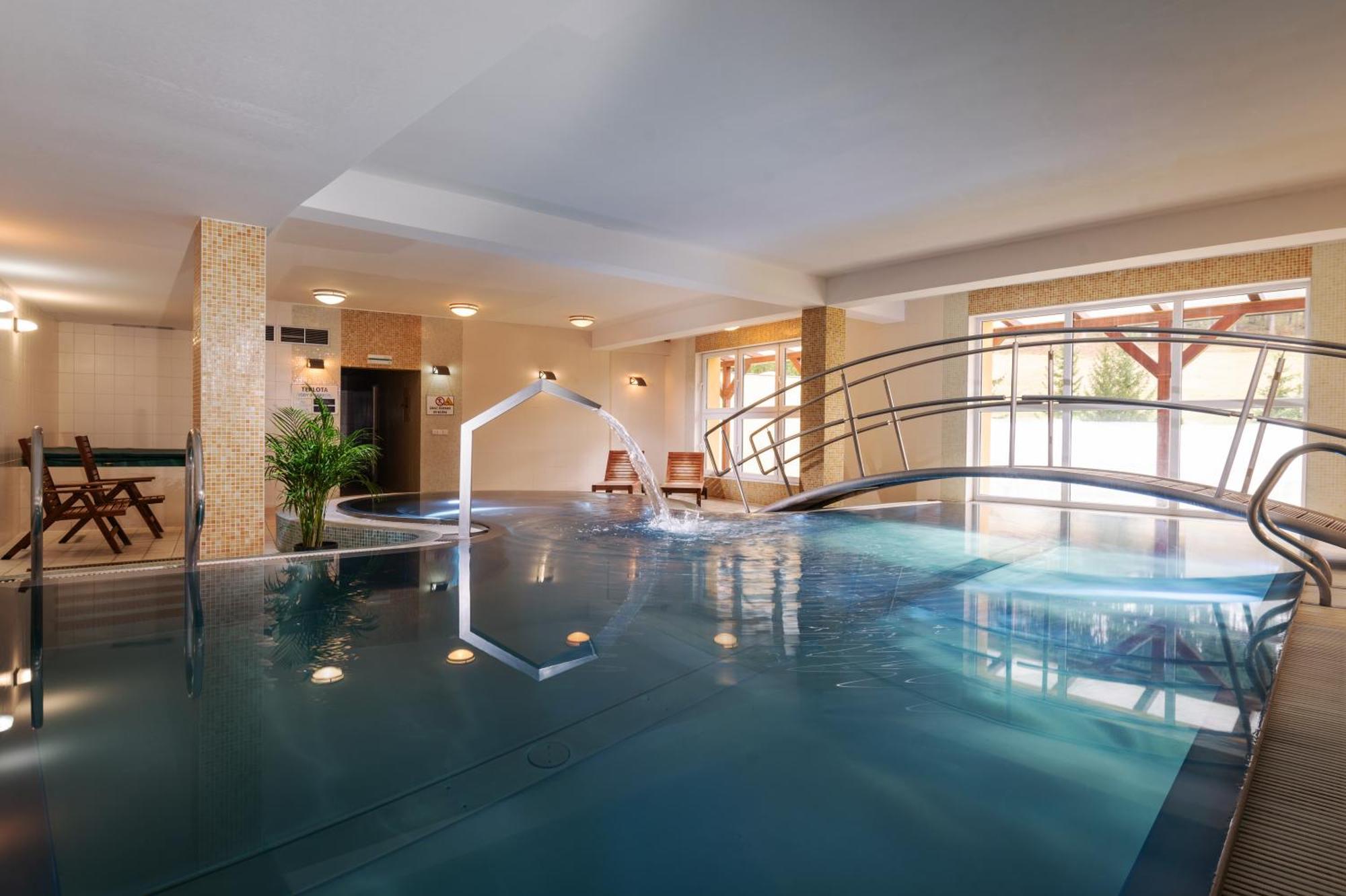 Horsky Hotel Remata Raztocno ภายนอก รูปภาพ