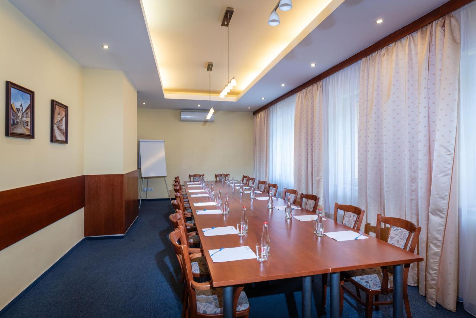 Horsky Hotel Remata Raztocno ภายนอก รูปภาพ