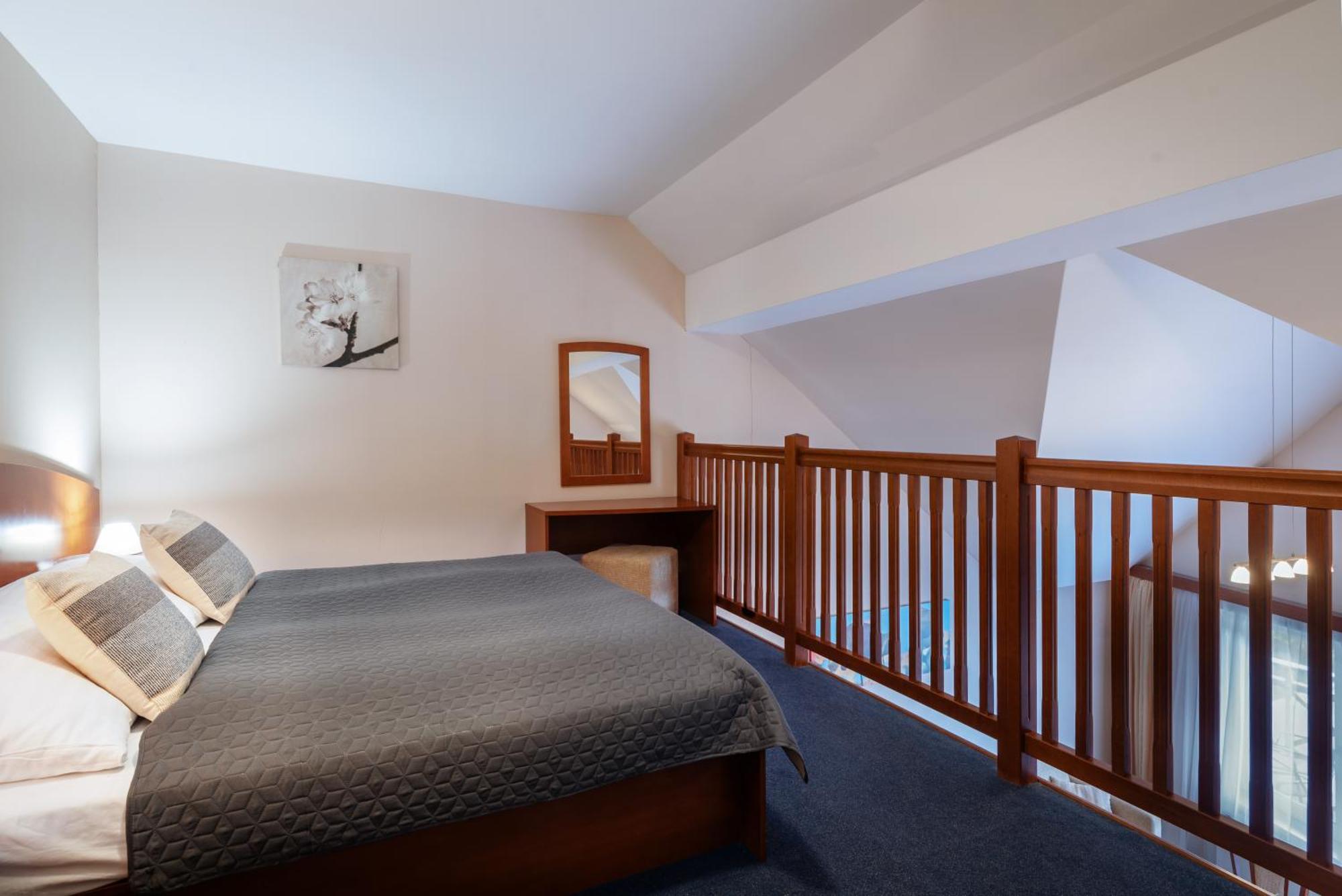 Horsky Hotel Remata Raztocno ภายนอก รูปภาพ