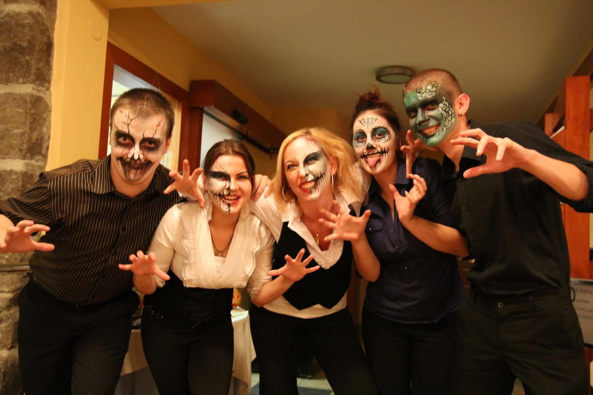 Horsky Hotel Remata Raztocno ภายนอก รูปภาพ